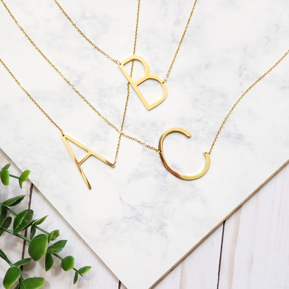 Monogram A-Z Block Letter Pendant Necklace Gold